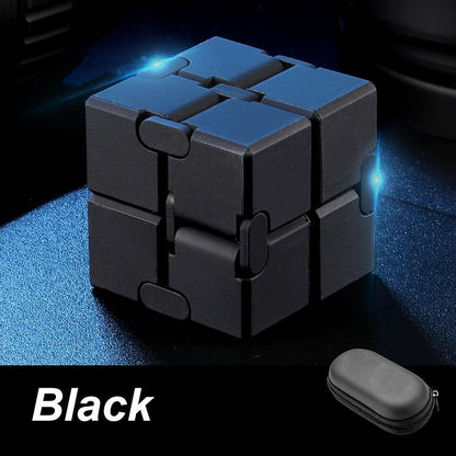 🔄Безкраен куб – Открийте безкрайното забавление!🧠