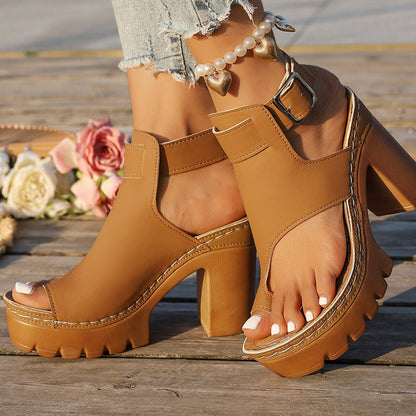 👠👣 Сандали с каишка на глезена и дебел ток 💖